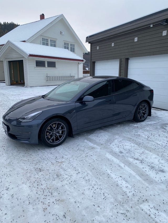5YJ3E7EB9MF962158 2021 TESLA MODEL 3-2