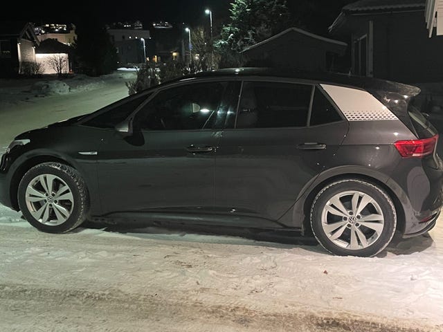 WVWZZZE1ZMP018765 2021 VOLKSWAGEN ID.3-0