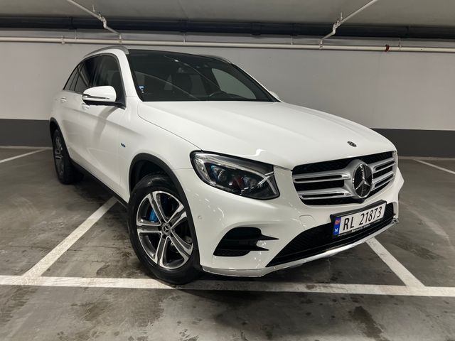 WDC2539541V005758 2017 MERCEDES-BENZ GLC-3