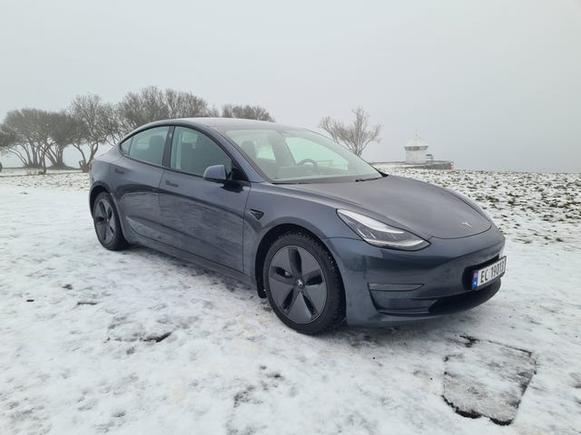 5YJ3E7EB2MF830505 2021 TESLA MODEL 3-0