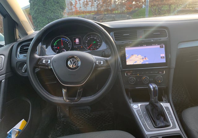 WVWZZZAUZKW907400 2019 VOLKSWAGEN GOLF-4