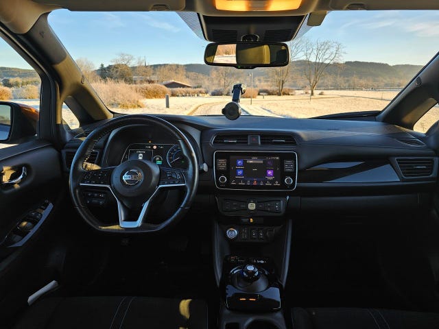 2021 NISSAN LEAF - 13