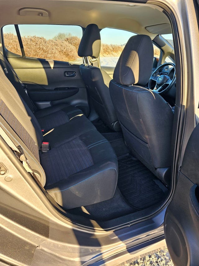 2021 NISSAN LEAF - 11