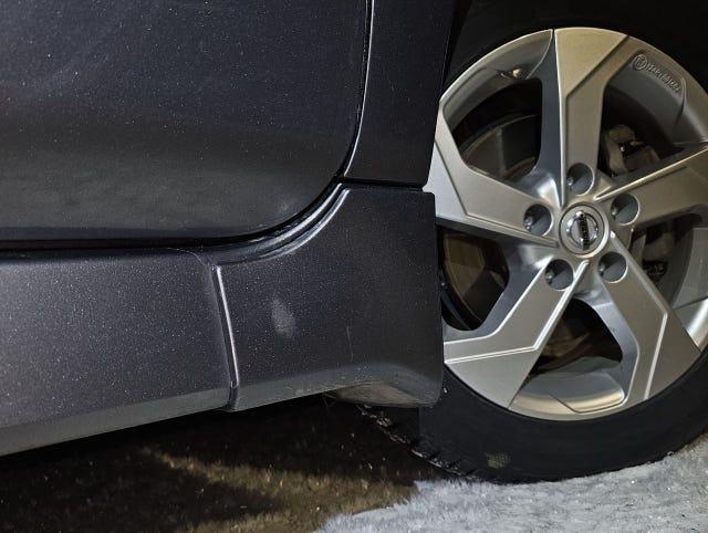2021 NISSAN LEAF - 18
