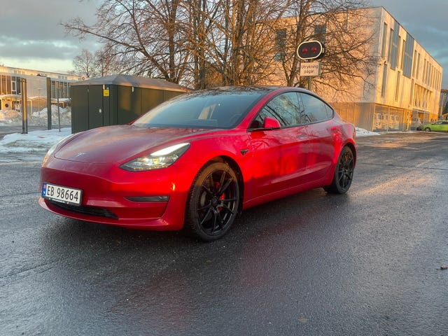 5YJ3E7EC2MF838676 2021 TESLA MODEL 3-5