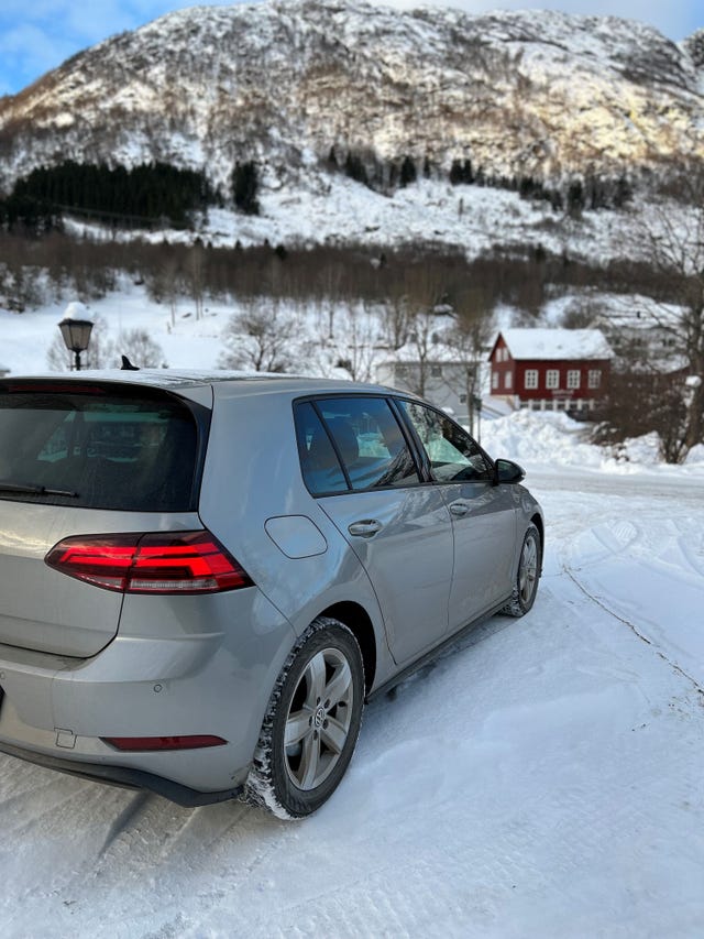 WVWZZZAUZKW800804 2019 VOLKSWAGEN GOLF-5