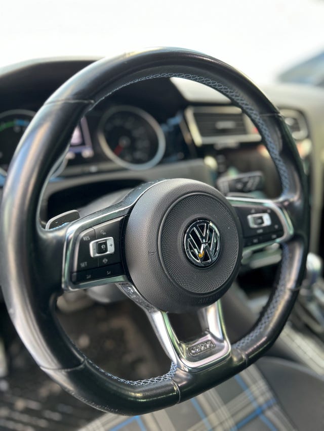 2019 VOLKSWAGEN GOLF - 12