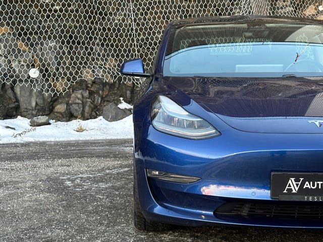 5YJ3E7EB3MF820260 2021 TESLA MODEL 3-4
