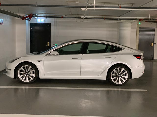 5YJ3E7EB9KF218251 2019 TESLA MODEL 3-1