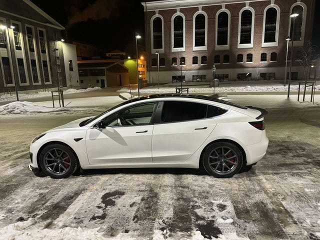 2019 TESLA MODEL 3 - 8