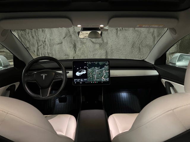 2019 TESLA MODEL 3 - 27