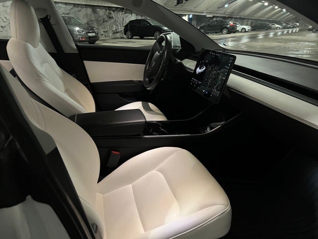 2019 TESLA MODEL 3 - 22