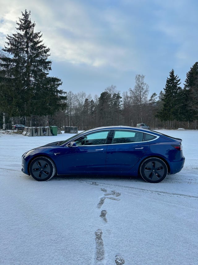 5YJ3E7EB8KF420742 2019 TESLA MODEL 3-0