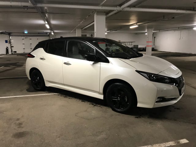 2022 NISSAN LEAF - 8