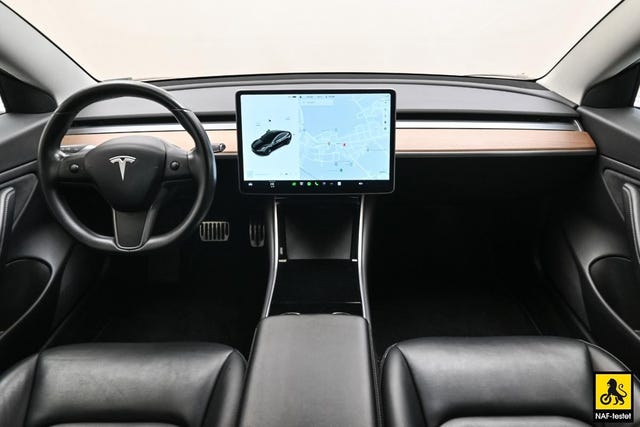 2019 TESLA MODEL 3 - 11
