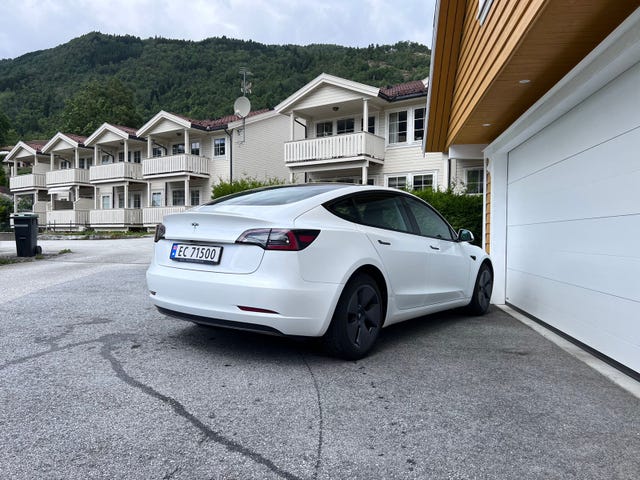 LRW3E7FA4MC228575 2021 TESLA MODEL 3-1