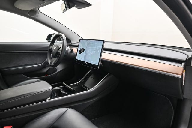 2019 TESLA MODEL 3 - 9