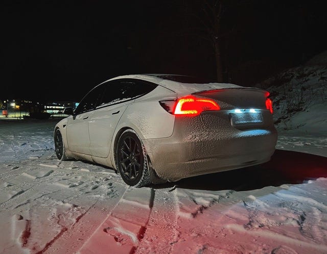 5YJ3E7EA1KF516509 2019 TESLA MODEL 3-5