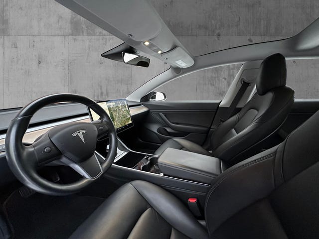 2019 TESLA MODEL 3 - 28