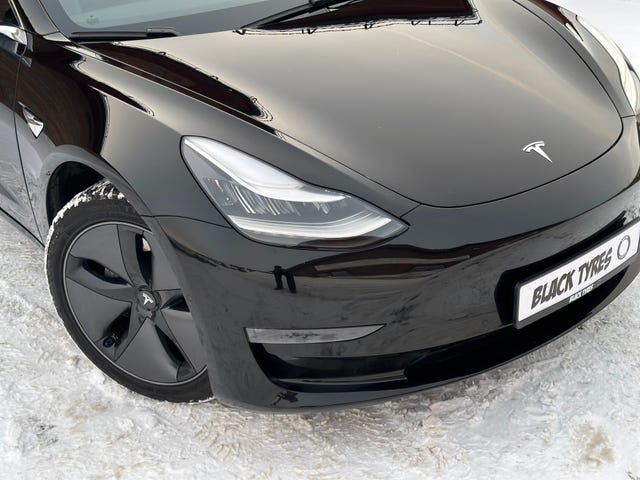 2019 TESLA MODEL 3 - 8