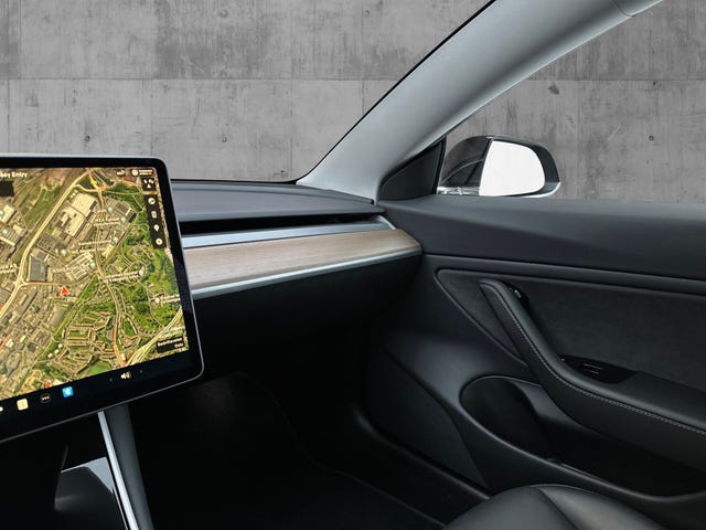 2019 TESLA MODEL 3 - 43