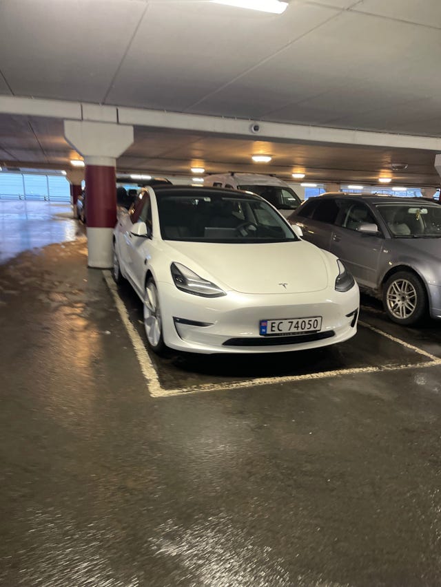 5YJ3E7ECXMF945913 2021 TESLA MODEL 3-0