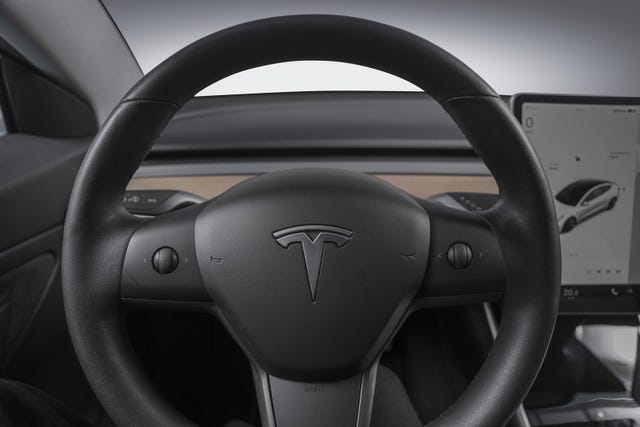 2021 TESLA MODEL 3 - 10
