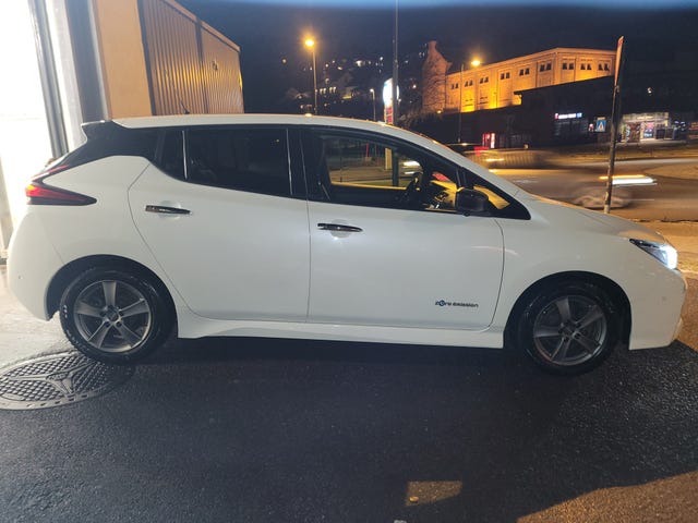 2018 NISSAN LEAF - 21