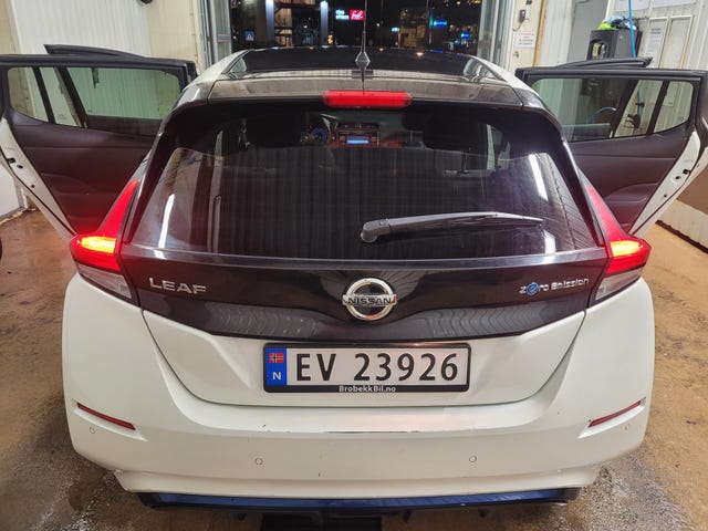 2018 NISSAN LEAF - 7