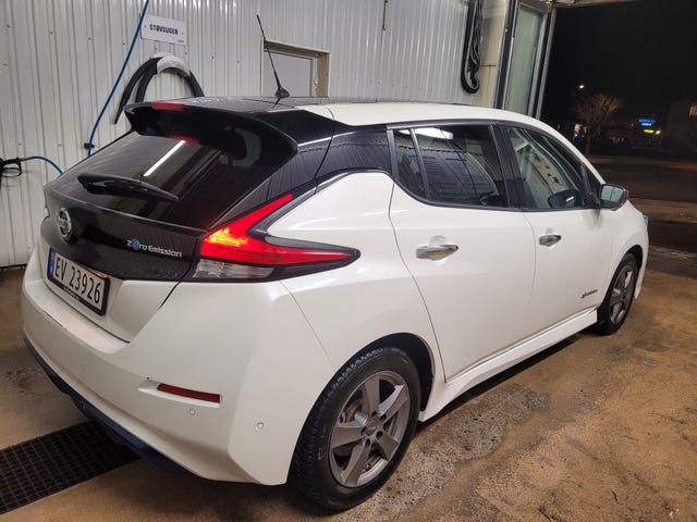 2018 NISSAN LEAF - 14