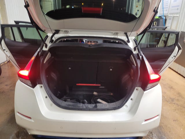 2018 NISSAN LEAF - 8