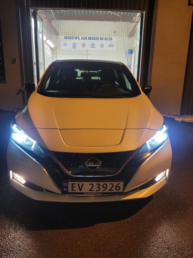 2018 NISSAN LEAF - 20