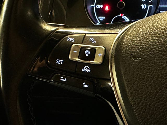 2015 VOLKSWAGEN GOLF - 19