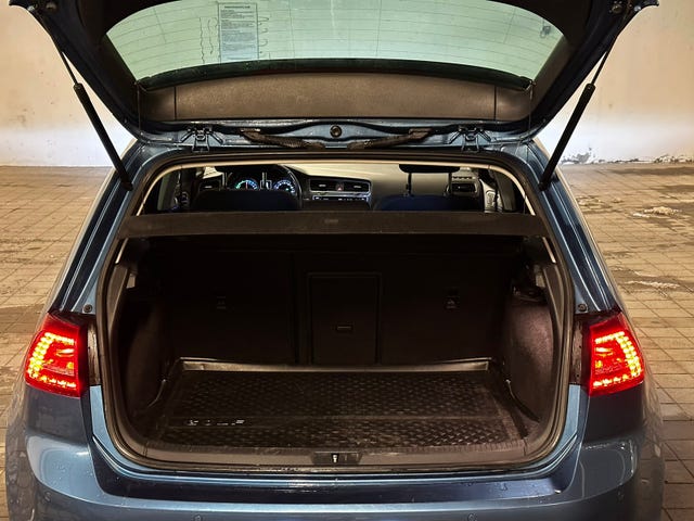 2015 VOLKSWAGEN GOLF - 25