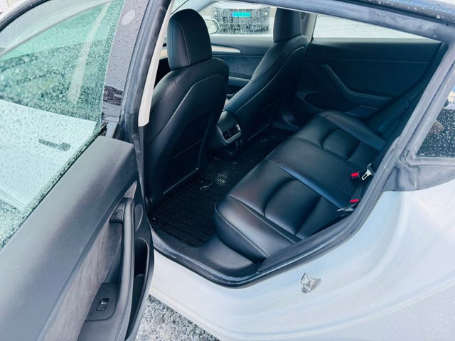 2021 TESLA MODEL 3 - 12