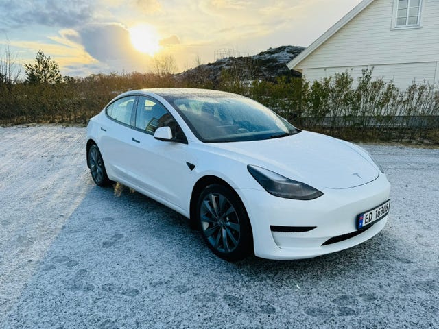 LRW3E7FJ7MC332624 2021 TESLA MODEL 3-1