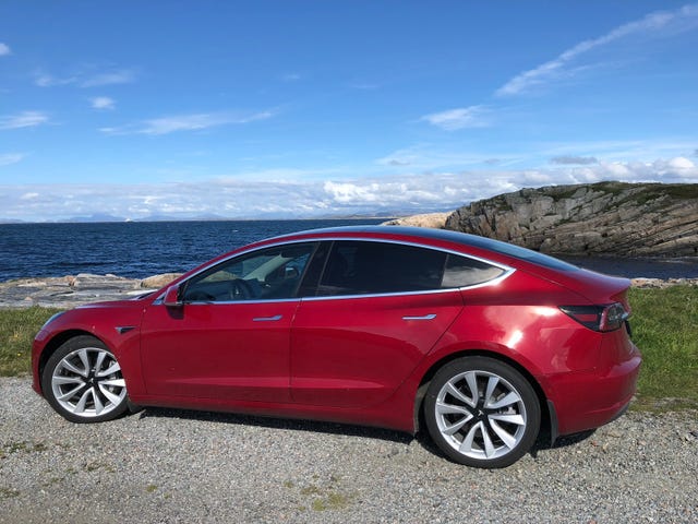 5YJ3E7EB8LF568326 2019 TESLA MODEL 3-0