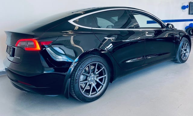 5YJ3E7EB4KF341567 2019 TESLA MODEL 3-3
