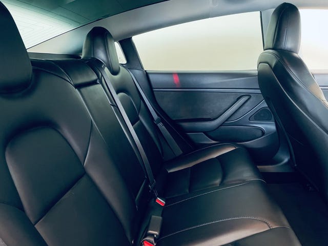 2019 TESLA MODEL 3 - 8