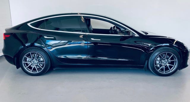 5YJ3E7EB4KF341567 2019 TESLA MODEL 3-1