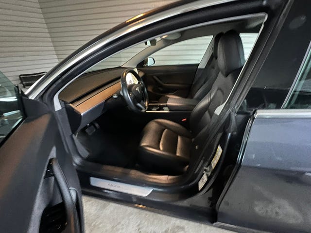 2019 TESLA MODEL 3 - 12
