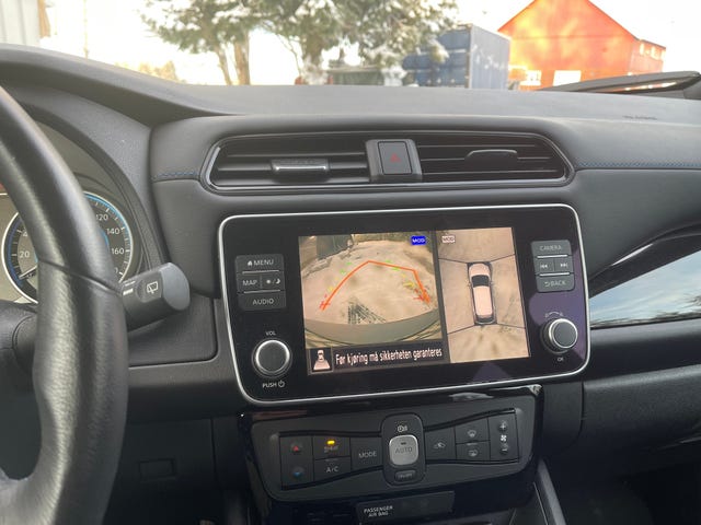null 2022 NISSAN LEAF-4