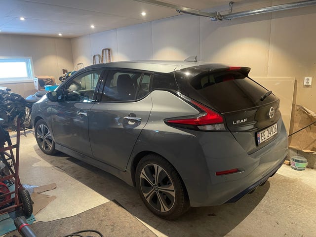 null 2022 NISSAN LEAF-0