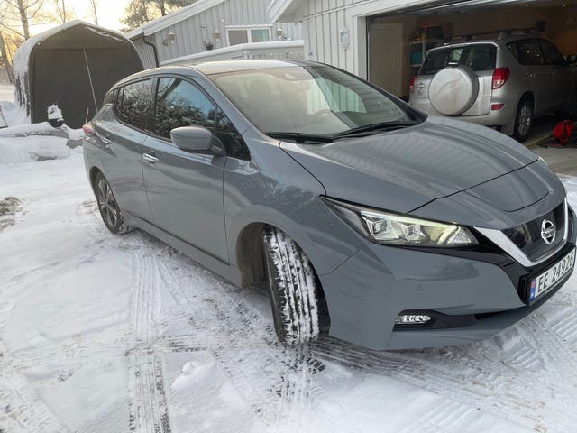 null 2022 NISSAN LEAF-1