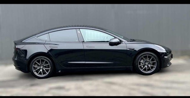 5YJ3E7EA2KF372825 2019 TESLA MODEL 3-2