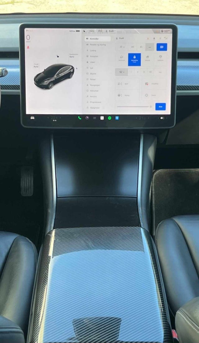 5YJ3E7EA2KF372825 2019 TESLA MODEL 3-4