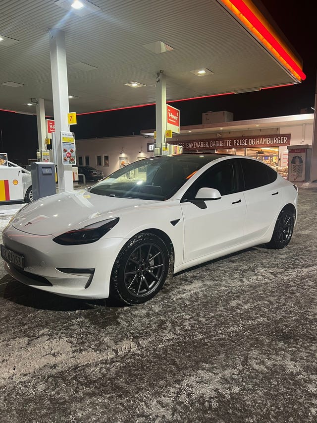 5YJ3E7EB6MF958181 2021 TESLA MODEL 3-0