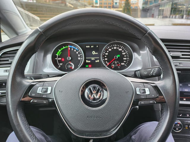 2015 VOLKSWAGEN GOLF - 12