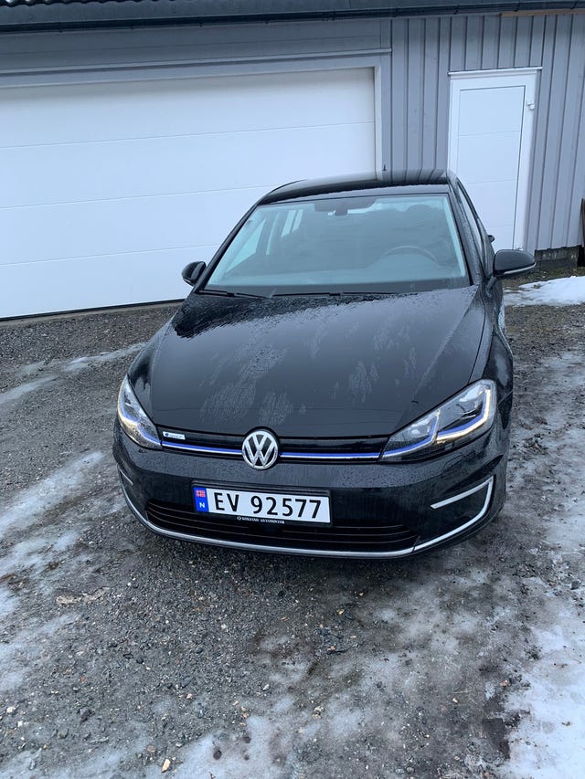 WVWZZZAUZJW903095 2018 VOLKSWAGEN GOLF-2