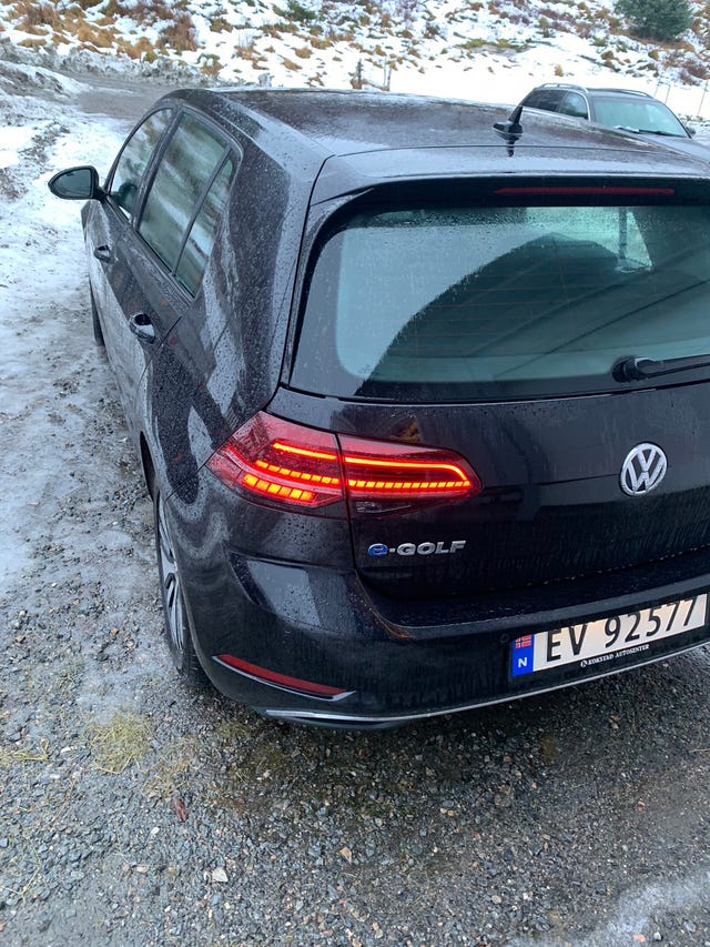 WVWZZZAUZJW903095 2018 VOLKSWAGEN GOLF-4